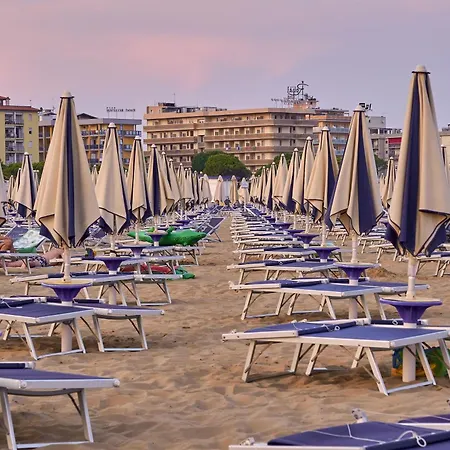 Serenity By The Pool - Beahost Apartment Bibione