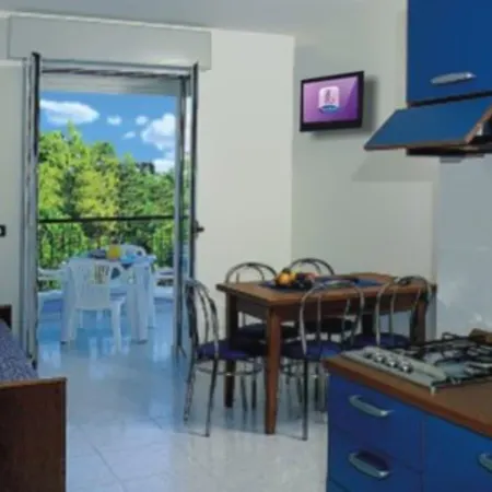 Apartament Serenity By The Pool-beahost *